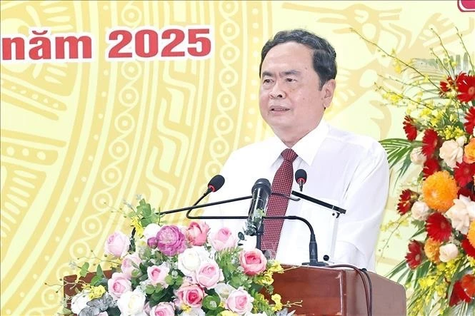 El presidente de la Asamblea Nacional de Vietnam, Tran Thanh Man, habla en el evento. (Foto: VNA)