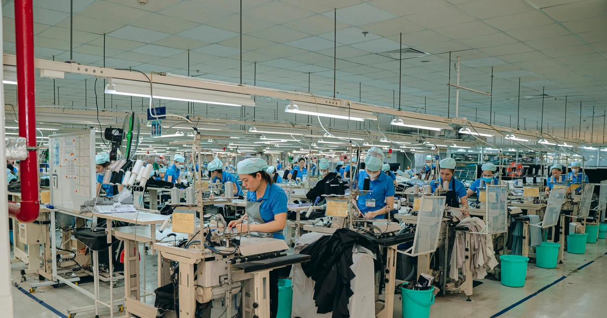Confección de prendas de alta gama para exportación en la fábrica de MSV Hue (de 100 por ciento capital japonés), en el Parque Industrial Phu Bai, ciudad de Hue. (Foto: msvhue.com)