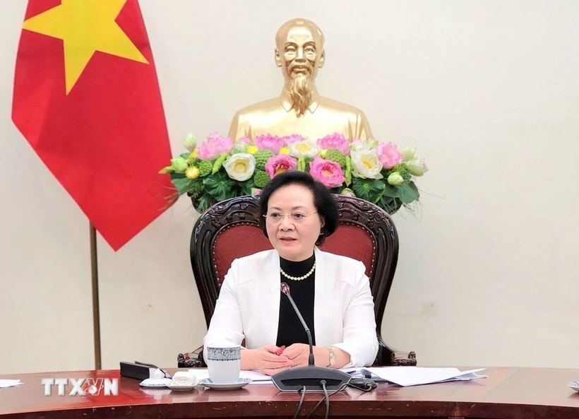 La viceprimera ministra vietnamita Pham Thi Thanh Tra preside la reunión (Foto: VNA)