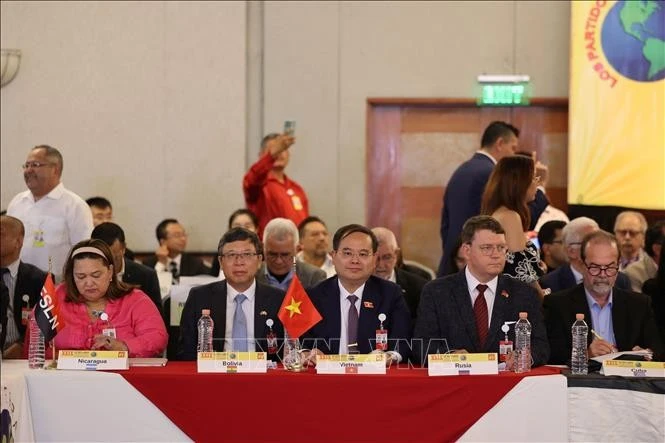 Quan Minh Cuong, secretario del Comité del Partido Comunista de Vietnam (PCV) en la provincia norvietnamita de Cao Bang, participa en el XXIX Seminario Internacional “Partidos Políticos y una Nueva Sociedad”. (Fuente: VNA) 