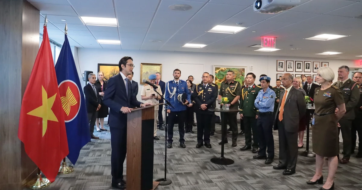 El embajador Do Hung Viet, representante permanente de Vietnam ante la ONU, se dirige a la cita. (Foto: VNA)