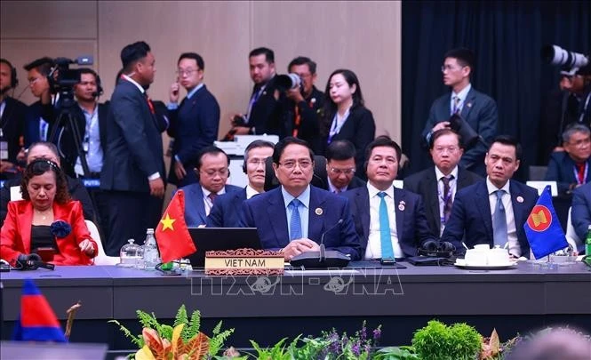 El primer ministro de Vietnam, Pham Minh Chinh, participa en la 26ª Cumbre Asean-Corea del Sur (Foto: VNA)