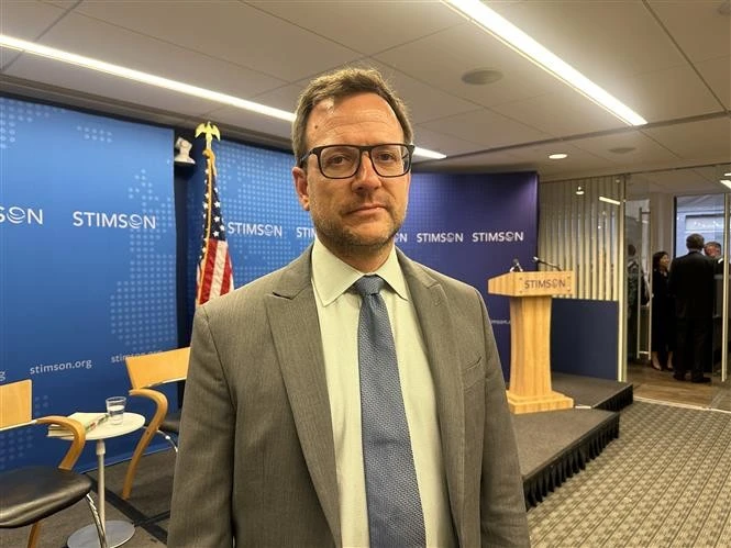 Brian Eyler, director del Programa del Sudeste Asiático en el Centro Stimson de Estados Unidos. (Foto: VNA)