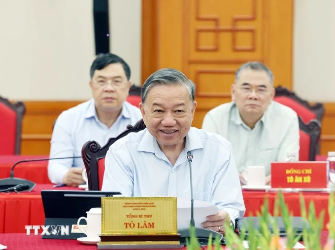 El secretario general del Partido Comunista de Vietnam, To Lam, interviene en la reunión. (Foto: VNA)