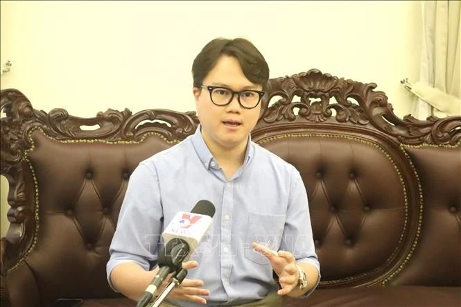 El investigador de historia y defensa del Sudeste Asiático, Enzo Sim Hong Jun. (Foto: VNA)
