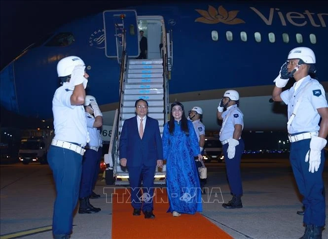 En la ceremonia de bienvenida al jefe de Gobierno vietnamita y su comitiva en la base aérea militar Galeão. (Foto: VNA)