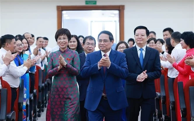 El primero ministero Pham Minh Chinh asiste a la XXVII Asamblea del Comité del Partido de la Agencia Vietnamita de Noticias (Foto: VNA)