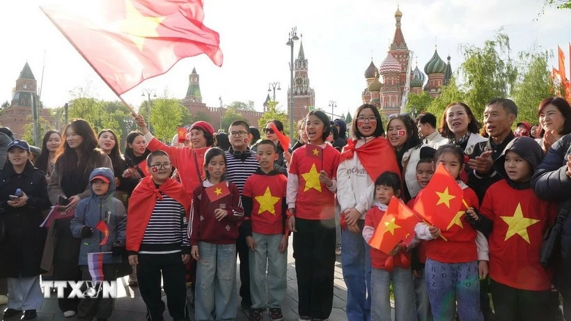 Vietnamitas en Rusia (Fuente: VNA)
