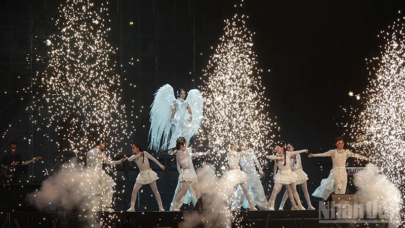 Inauguración del festival Hozo (Foto: nhandan.vn)