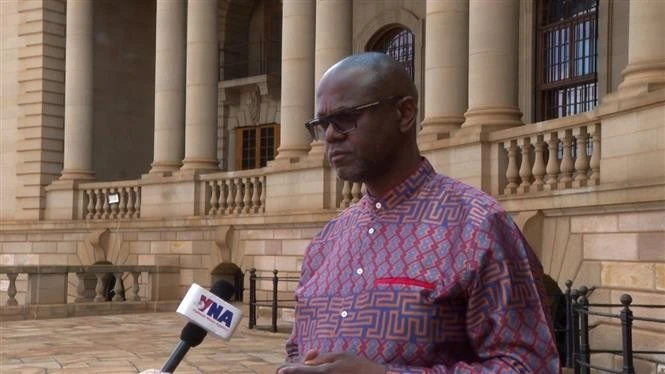 El portavoz del presidente de Sudáfrica, Vincent Magwenya. (Foto: VNA)