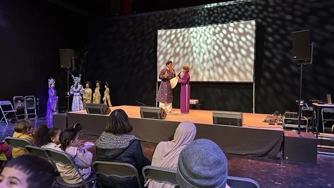 Una actuación artistica en el festival. (Foto: VNA)