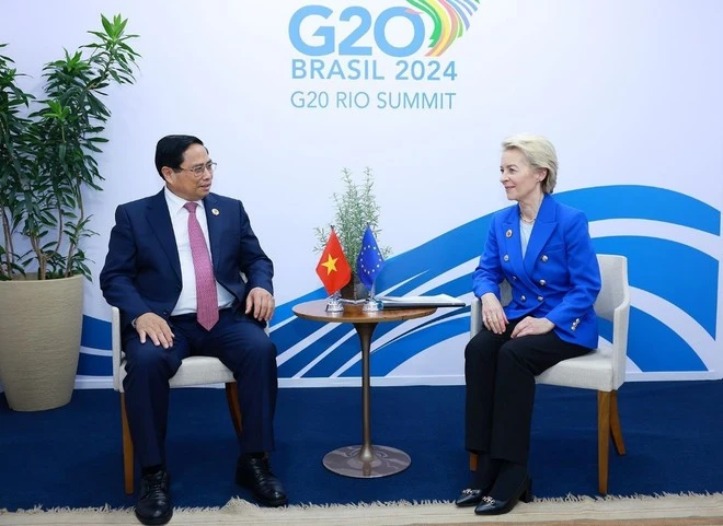 El primer ministro de Vietnam, Pham Minh Chinh, y la presidenta de la Comisión Europea, Ursula von der Leyen. (Foto: VNA)