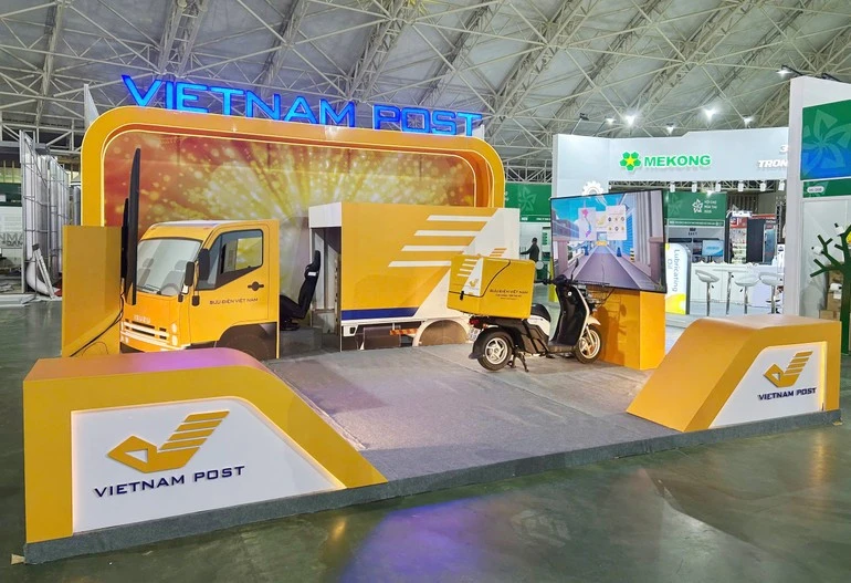 Correos de Vietnam despliega su revolución digital en feria nacional. (Foto: VNA)
