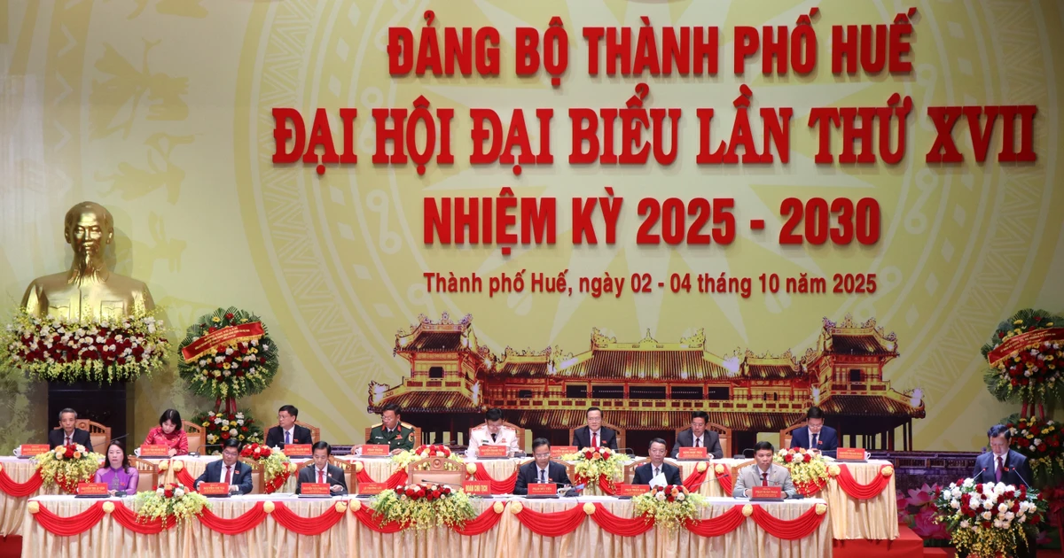 El Comité del Partido Comunista de Vietnam en la ciudad de Hue inaugura su XVII Asamblea, correspondiente al período 2025-2030. (Foto: VNA) 