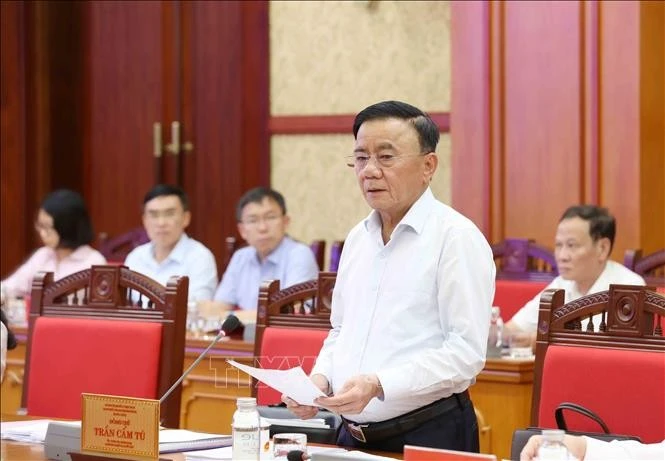 Tran Cam Tu, miembro del Buró Político y permanente del Secretariado del Comité Central del Partido Comunista de Vietnam, interviene en la cita. (Foto: VNA)