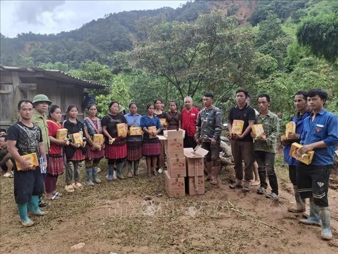 La Cruz Roja de Vietnam ha aprobado un paquete de ayuda humanitaria urgente por un valor aproximado de 25 mil 600 dólares. (Foto: VNA)