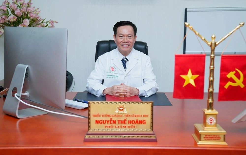 El mayor general, profesor y doctor en ciencias Nguyen The Hoang, exsubdirector del Hospital Militar Central 108. (Foto: Hospital Militar Central 108).
