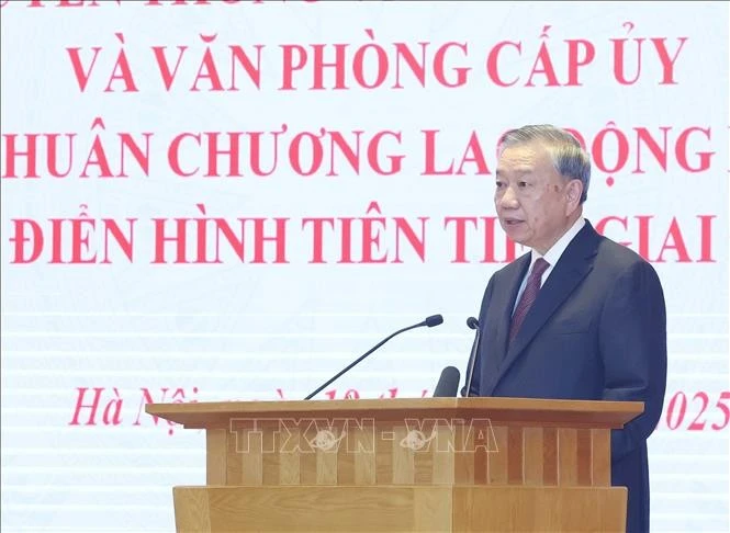 El secretario general del Partido Comunista de Vietnam, To Lam, habla en el evento. (Foto: VNA)