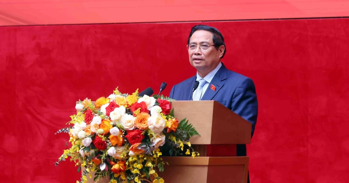 El primer ministro de Vietnam, Pham Minh Chinh, interviene en la cita (Foto: VNA) 