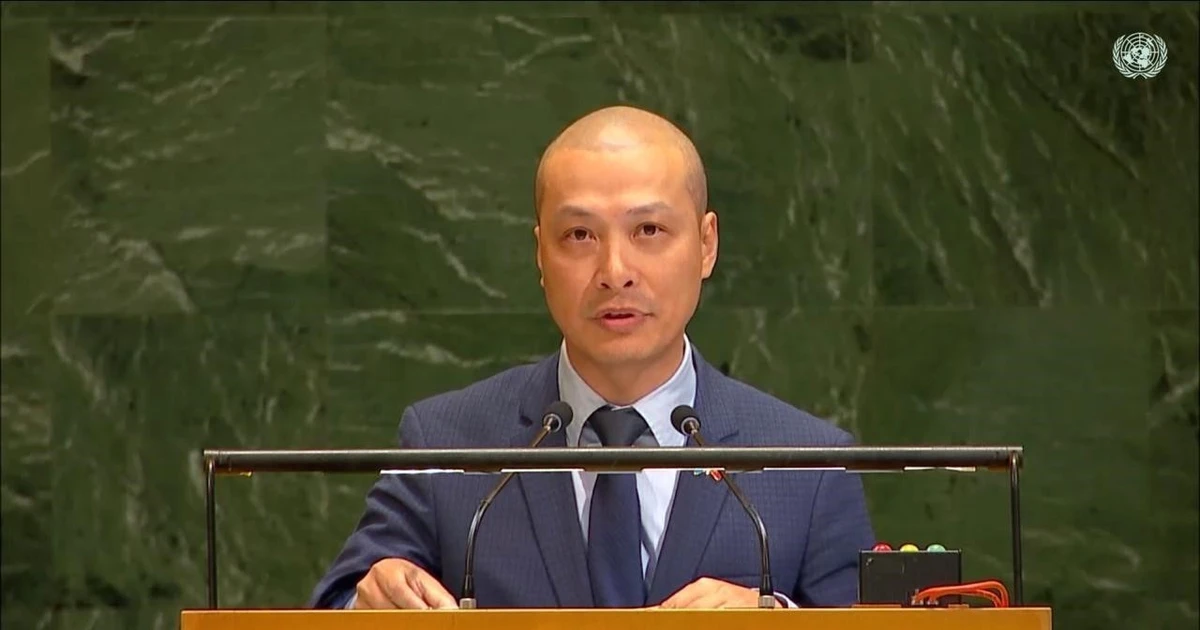 El consejero Nguyen Hoang Nguyen, subjefe de la misión permanente de Vietnam ante la ONU, interviene en la cita (Foto: VNA)