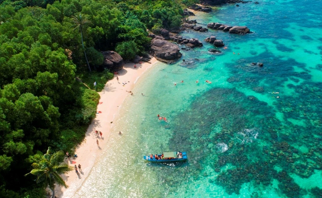 Phu Quoc es una opción popular entre muchos turistas. (Foto: VNA)