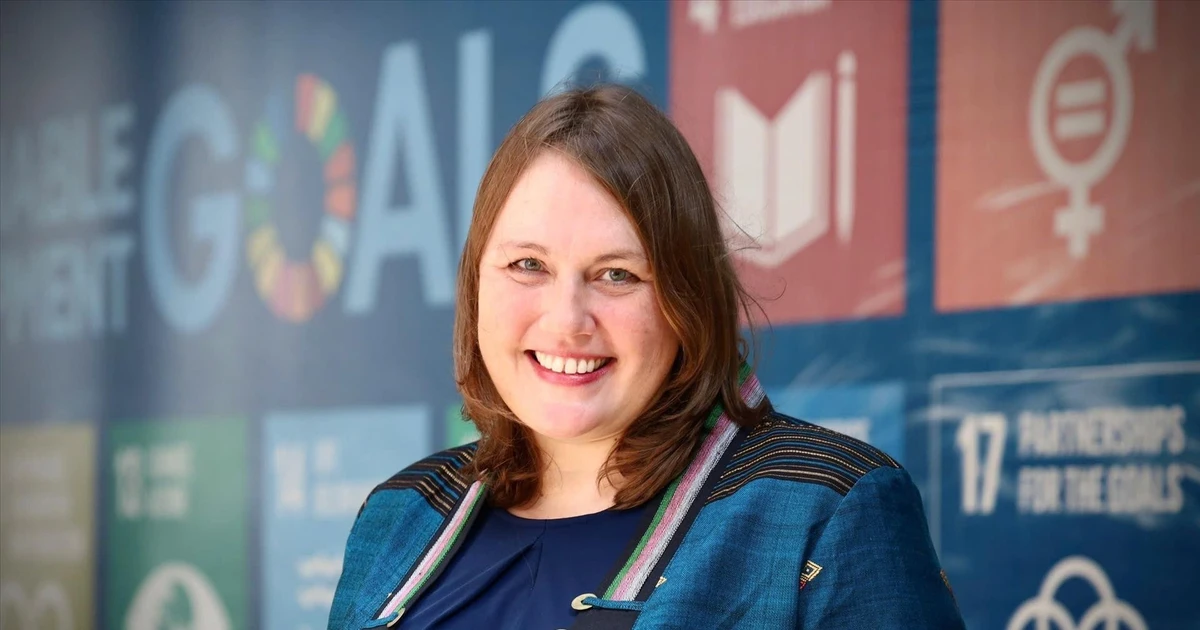 Kendra Rinas, jefa de misión de la OIM en Vietnam (Foto: VNA) 