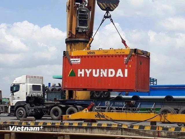 El banco UOB eleva previsión de crecimiento del PIB de Vietnam en 2026 al 7,5 por ciento. (Fuente: Vietnam+)