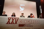 El secretario general del Partido Comunista Suizo, Massimiliano Ay (centro) en el Congreso del Partido Comunista Suizo (Foto: VNA)