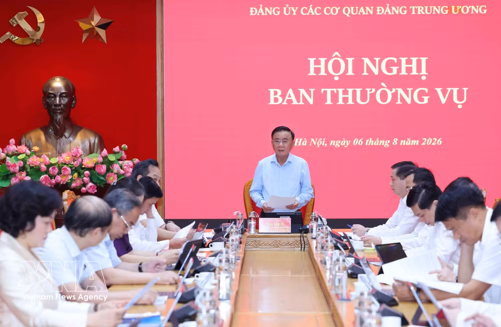 vnanet-potal-thuong-truc-ban-bi-thu-tran-cam-tu-chu-tri-hoi-nghi-ban-thuong-vu-dang-uy-cac-co-quan-dang-trung-uong-8936710.jpg