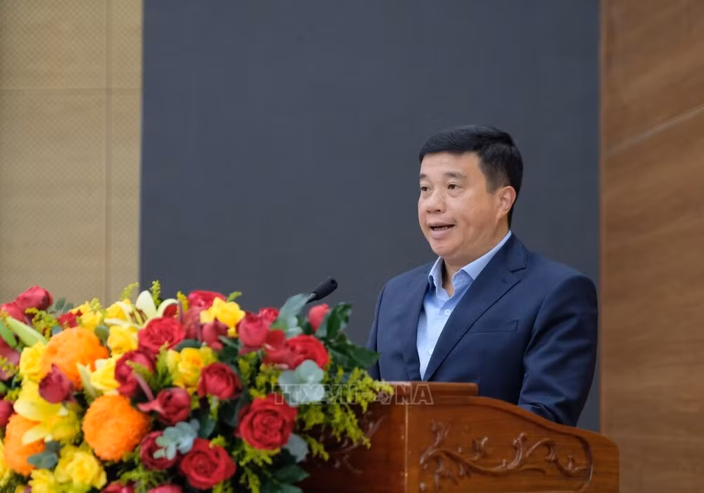 171108-lam-dong-hoan-thanh-xoa-5691-can-nha-tam-nha-dot-nat.jpg