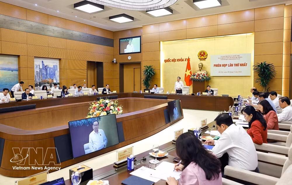 vnanet-chu-tich-quoc-hoi-chu-tri-phien-hop-ve-tong-ra-soat-he-thong-van-ban-quy-pham-phap-luat-8691274.jpg