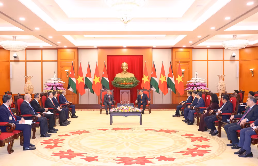 vna-potal-tong-bi-thu-to-lam-tiep-quoc-vuong-jordan-8403386-1.jpg