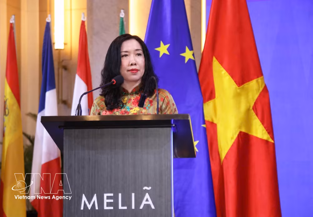 vnanet-potal-quan-he-viet-nam-eu-dang-tran-day-tiem-nang-but-pha-8749978.jpg