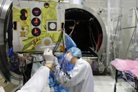 Ensamblaje de satélites del Centro Espacial de Vietnam. (Foto cortesía del Centro Espacial de Vietnam)