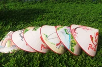 Los sombreros cónicos de Sai Nga se han convertido en un producto turístico, un regalo único para los viajeros que visitan la aldea artesanal. (Foto: langngheviet.com.vn)