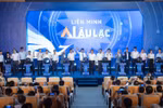 Más de 20 agencias gubernamentales, empresas y universidades se unen para establecer la primera Alianza de Inteligencia Artificial de Vietnam. (Foto: VietnamPlus)