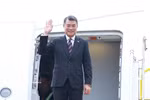 El primer ministro de Vietnam, Le Minh Hung, parte de Hanoi al frente de una delegación de alto nivel para asistir a la Cumbre conmemorativa por el 35.º aniversario de las relaciones entre la ASEAN y Rusia. Fuente: VNA