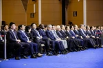 El primer ministro de Vietnam, Pham Minh Chinh, participa en la sesión plenaria de apertura de la 16.ª Reunión Anual de los Nuevos Campeones del FEM (Fuente: VNA)