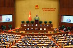 En una sesión de la Asamblea Nacional de Vietnam (Fuente: VNA)