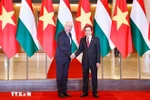 El presidente de la Asamblea Nacional de Vietnam, Tran Thanh Man, se reúne con el presidente húngaro, Sulyok Tamas, durante una visita oficial a Vietnam. Fuente: VNA