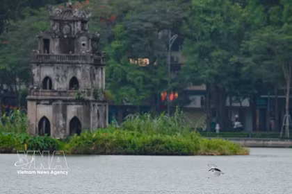 El Lago de Hoan Kiem, un símbolo histórico y cultural de la capital Hanoi. (Foto: VNA)