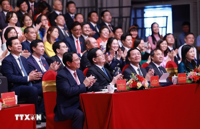 El primer ministro Pham Minh Chinh participa en el evento (Fuente: VNA) 3007-thu-tuong-dai-truyen-hinh-viet-nam-5.jpg
