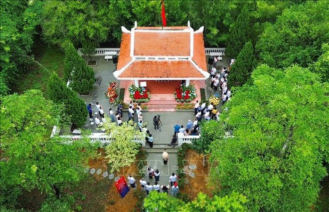 El sitio de reliquias de la VNA en la comuna de Tan Trao de la provincia de Tuyen Quang. (Foto: VNA) ton-tao-khu-di-tich-viet-nam-thong-tan-xa-tai-tuyen-quang-stand-5048.jpg