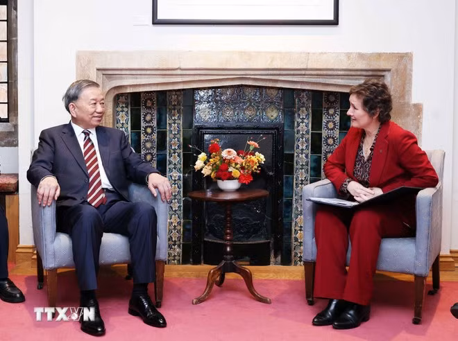 tong-bi-thu-to-lam-phat-bieu-chinh-sach-tai-dai-hoc-oxford-14.jpg