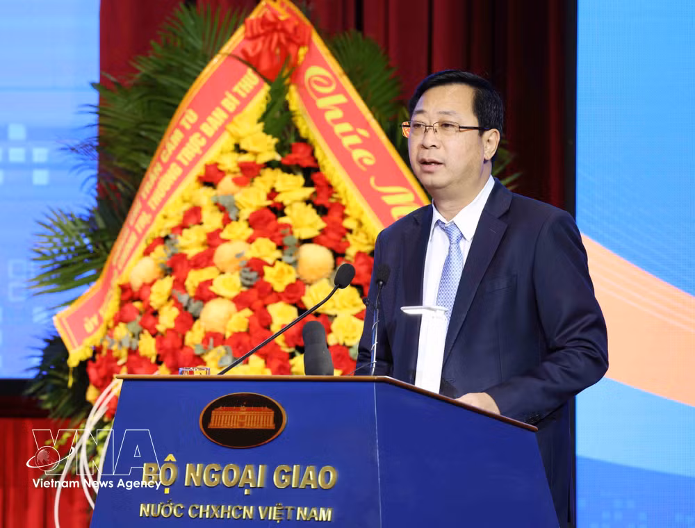 vnanet-potal-thuong-truc-ban-bi-thu-tran-cam-tu-du-phien-hop-toan-the-ve-doi-ngoai-dang-va-doi-ngoai-nhan-dan-8933726.jpg