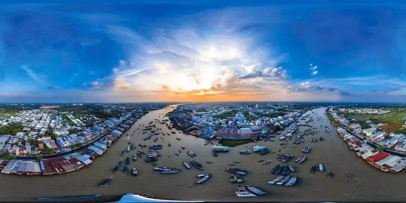 El mercado flotante de Cai Rang, en la ciudad de Can Tho, en el delta del Mekong, se sitúa en el río Hau (Foto: onetouchmedia.vn)