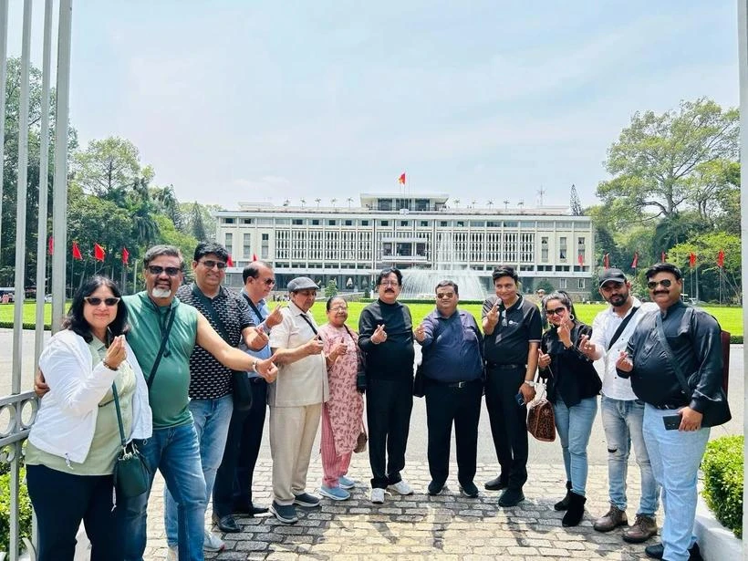 Los turistas indios visitan el Palacio de la Independencia en Ciudad Ho Chi Minh (Fuente: Vietnam+)