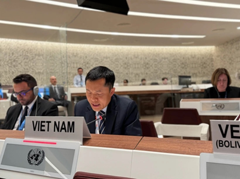 Cung Duc Han, subjefe de la misión permanente del país indochino en Ginebra (Fuente: VNA)