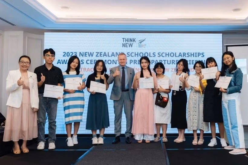 Estudiantes vietnamitas reciben becas para estudiar en Nueva Zelanda (Foto: Vietnam+) 