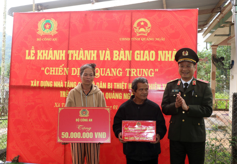 Vietnam completa reparación de viviendas dañadas y avanza en reconstrucción de casas destruidas (Foto: VNA)